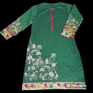 Embroidered Green Kurta/Top